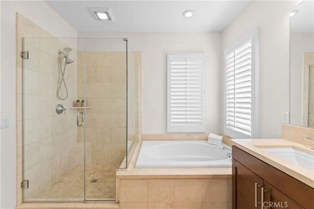 79 Honeyflower, Irvine, CA 92620