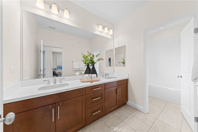 79 Honeyflower, Irvine, CA 92620