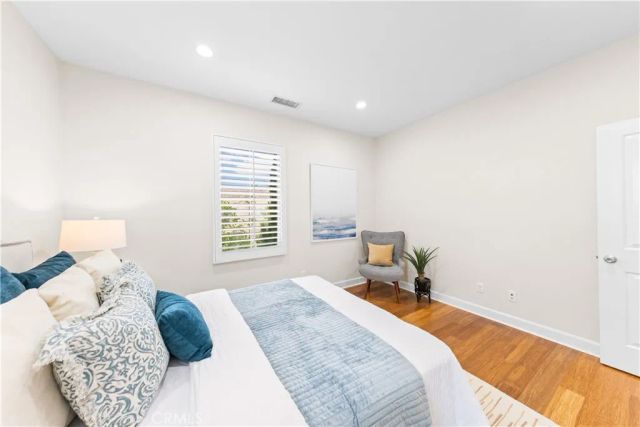 79 Honeyflower, Irvine, CA 92620