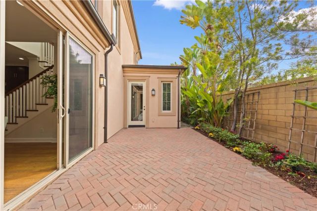 79 Honeyflower, Irvine, CA 92620