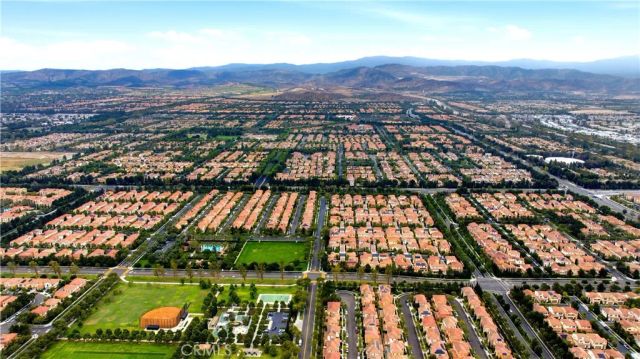 79 Honeyflower, Irvine, CA 92620