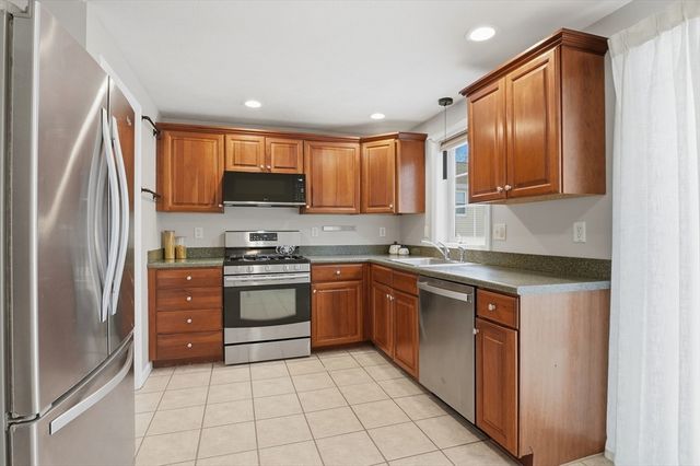 74 Felton Street A, Lowell, MA 01852