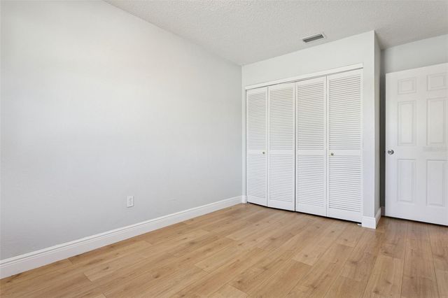 5110 TENNIS COURT CIRCLE 86, Tampa, FL 33617