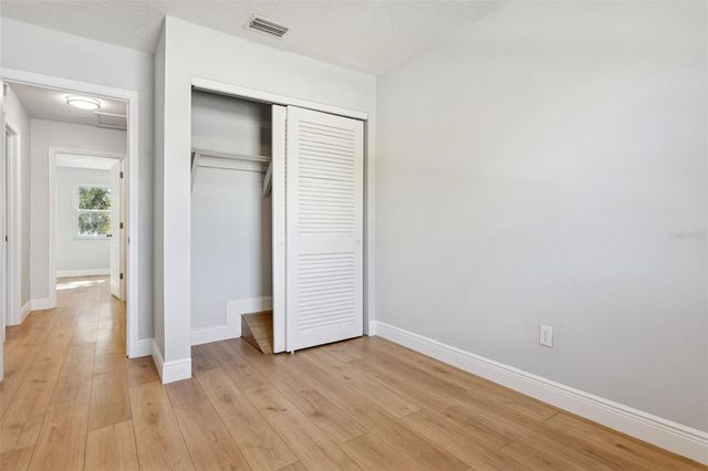 5110 TENNIS COURT CIRCLE 86, Tampa, FL 33617