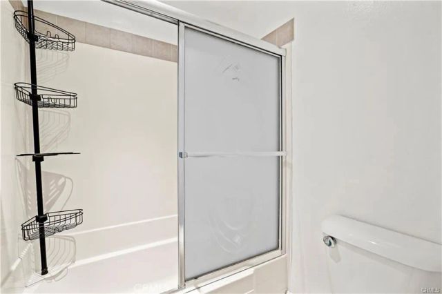 23515 Lyons Ave 179, Valencia, CA 91355