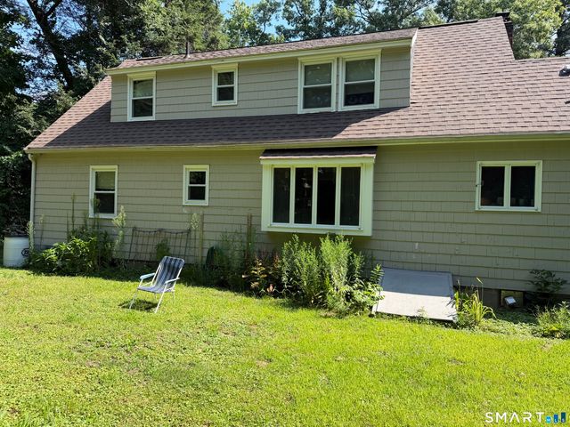 9 Pine Woods Road, Granby, CT 06035