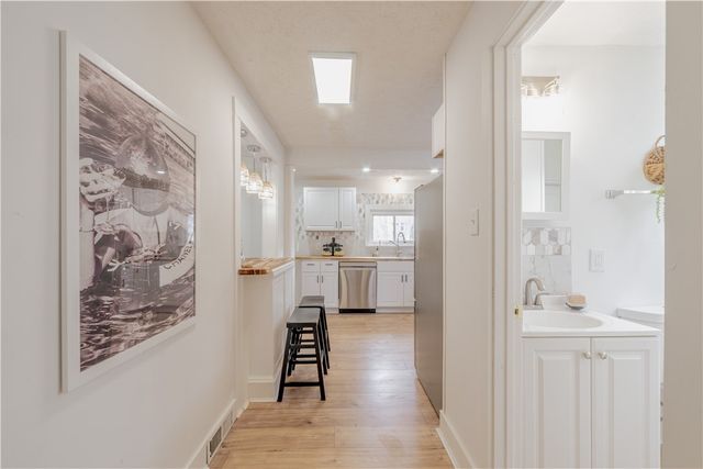 297 Knickerbocker Avenue, Rochester, NY 14615