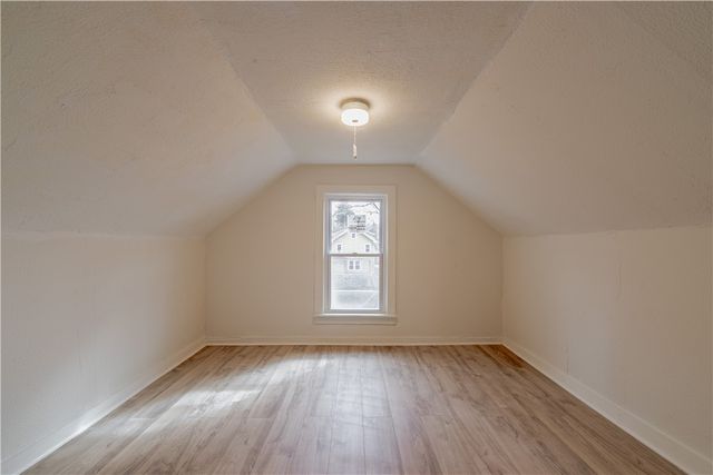 297 Knickerbocker Avenue, Rochester, NY 14615