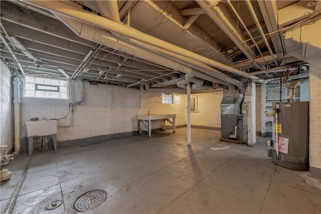 297 Knickerbocker Avenue, Rochester, NY 14615