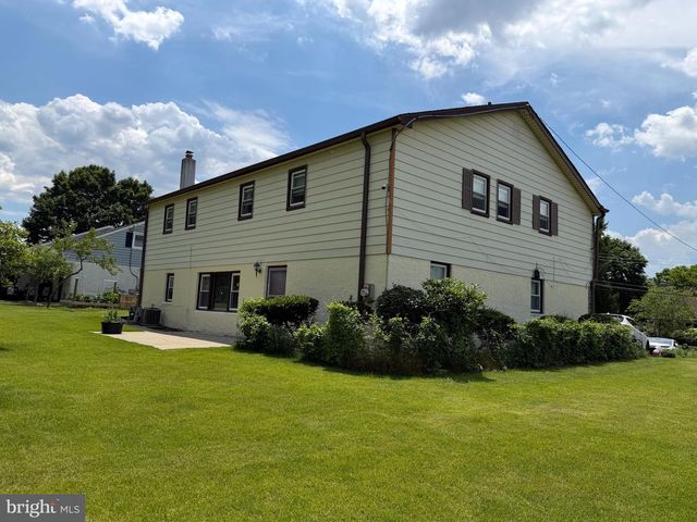 3333 JEFFREY DR, Dresher, PA 19025