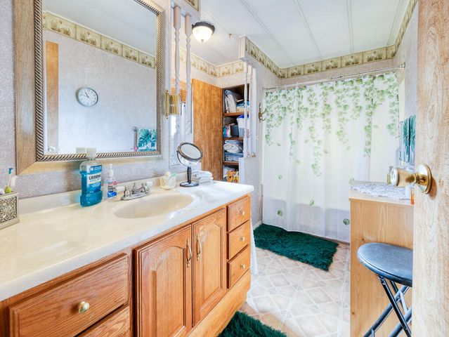 3500 Summers Lane UNIT 5, Klamath Falls, OR 97603