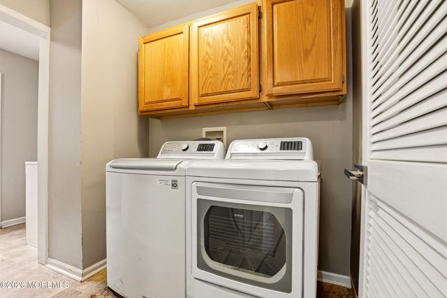 2055 Mackenzie Road, Toms River, NJ 08755