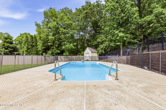 2055 Mackenzie Road, Toms River, NJ 08755