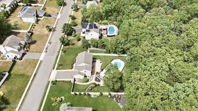 2055 Mackenzie Road, Toms River, NJ 08755