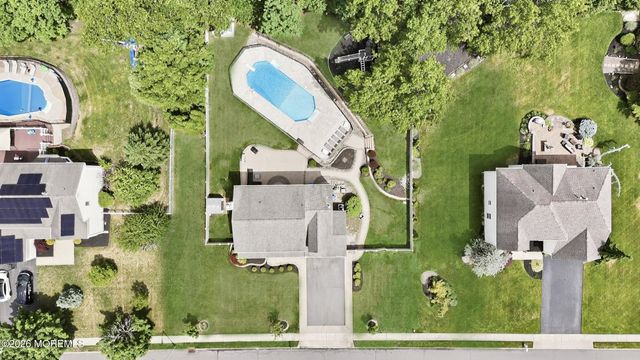 2055 Mackenzie Road, Toms River, NJ 08755
