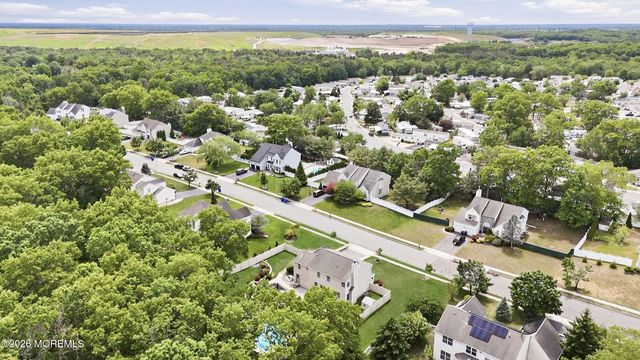 2055 Mackenzie Road, Toms River, NJ 08755