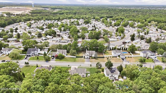 2055 Mackenzie Road, Toms River, NJ 08755