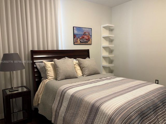 7433 NW 99th Avenue, Doral, FL 33178