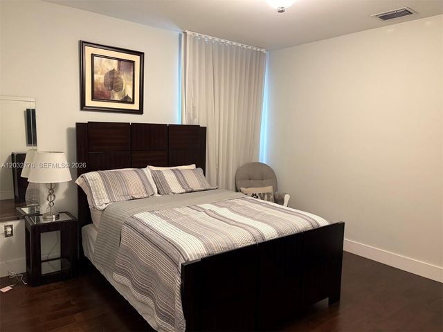 7433 NW 99th Avenue, Doral, FL 33178