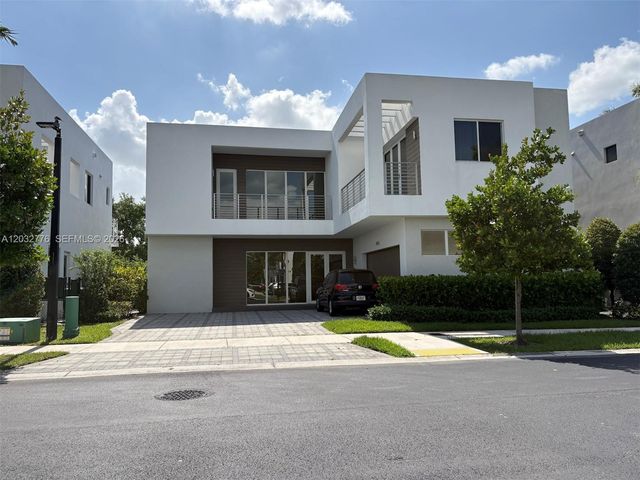 7433 NW 99th Avenue, Doral, FL 33178