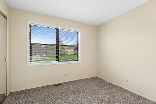 5775 Madrid Court B, Hanover Park, IL 60133