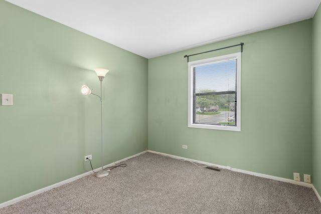 5775 Madrid Court B, Hanover Park, IL 60133