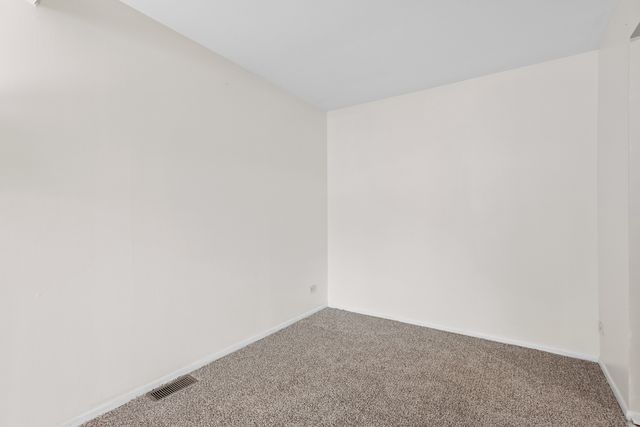 5775 Madrid Court B, Hanover Park, IL 60133
