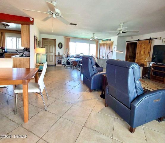 8 Richmond Drive, New Smyrna Beach, FL 32169