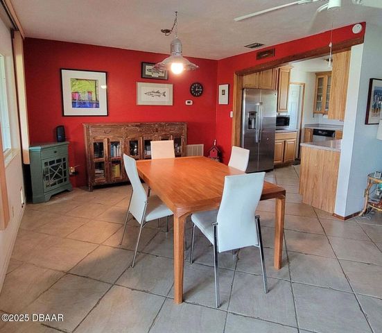 8 Richmond Drive, New Smyrna Beach, FL 32169