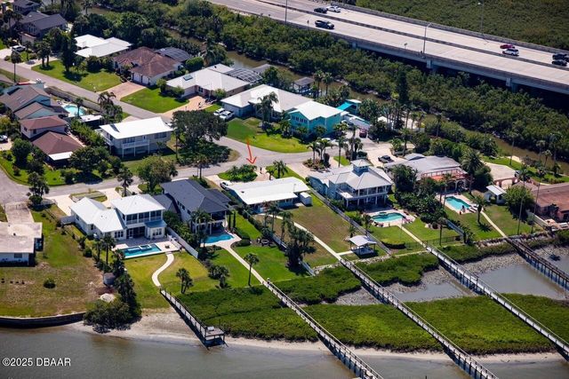 8 Richmond Drive, New Smyrna Beach, FL 32169