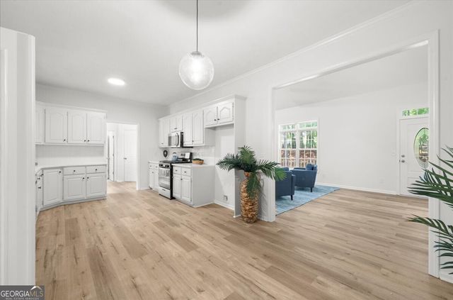 7805 Heardsville Circle, Cumming, GA 30028