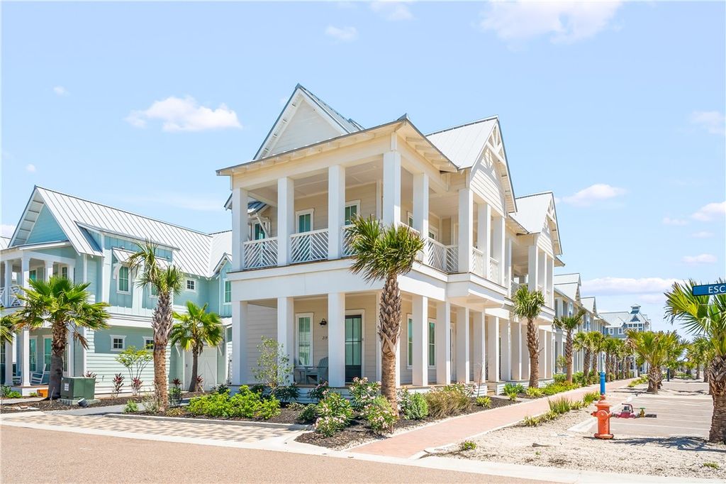 219 Escape St, Port Aransas, TX 78373