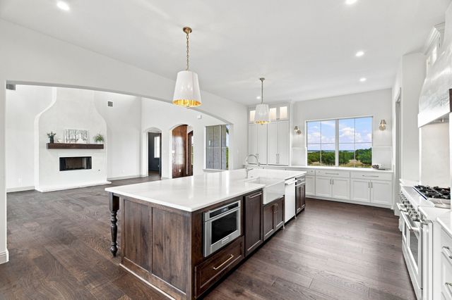 2061 Preserve Trail, Weatherford, TX 76087