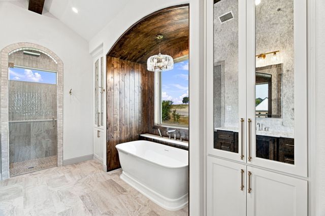 2061 Preserve Trail, Weatherford, TX 76087