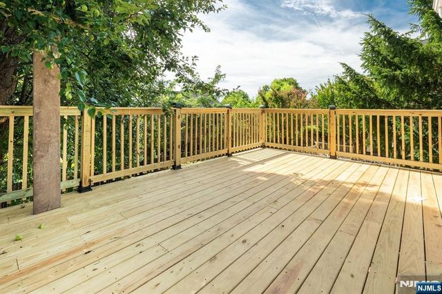 9 Overpeck Avenue, Ridgefield Park, NJ 07660