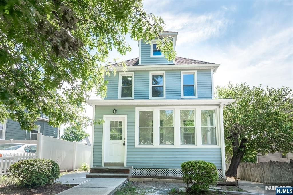 9 Overpeck Avenue, Ridgefield Park, NJ 07660