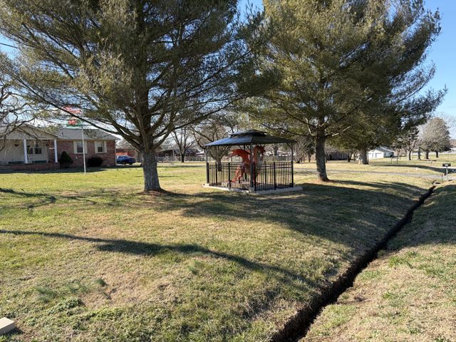 2655 Old Nashville Hwy, Mcminnville, TN 37110