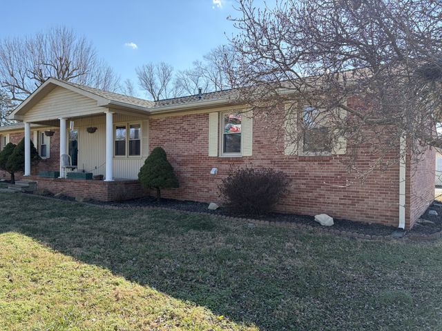 2655 Old Nashville Hwy, Mcminnville, TN 37110