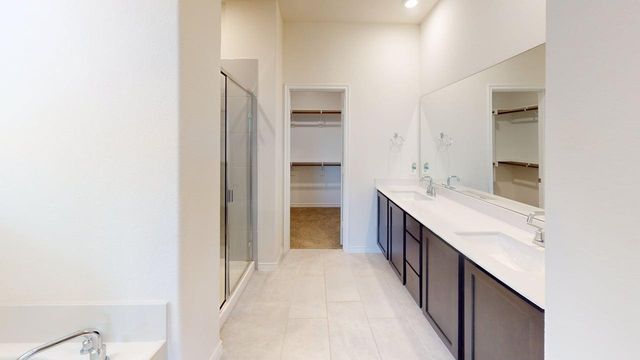 9909 Gray Barrell Drive, Aubrey, TX 76227