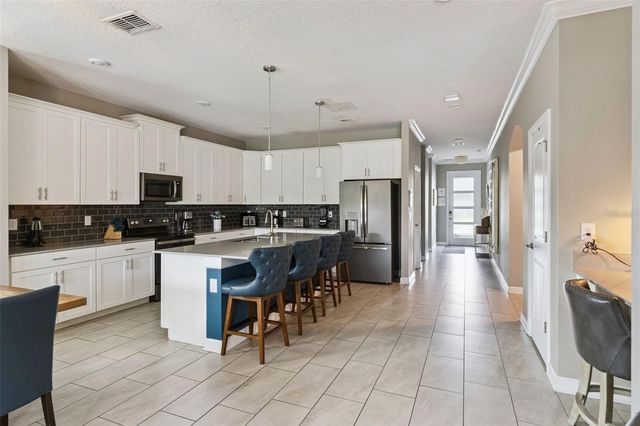 8996 CABOT CLIFFS DRIVE, Davenport, FL 33896
