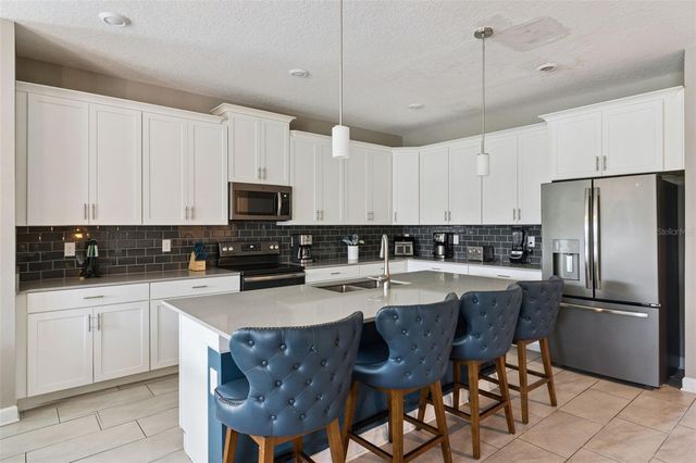 8996 CABOT CLIFFS DRIVE, Davenport, FL 33896