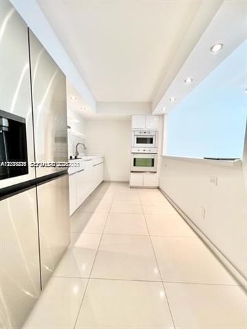 19370 Collins Ave 121, Sunny Isles Beach, FL 33160