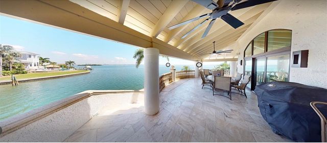 101 9TH STREET E, Tierra Verde, FL 33715
