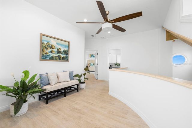 101 9TH STREET E, Tierra Verde, FL 33715