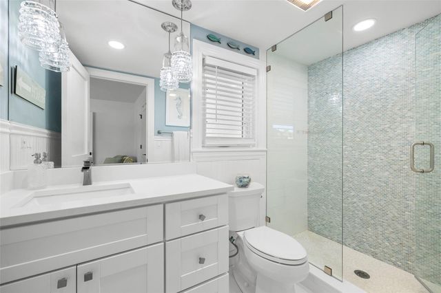 101 9TH STREET E, Tierra Verde, FL 33715