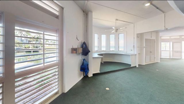 101 9TH STREET E, Tierra Verde, FL 33715