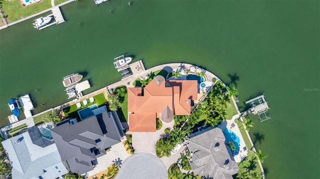 101 9TH STREET E, Tierra Verde, FL 33715