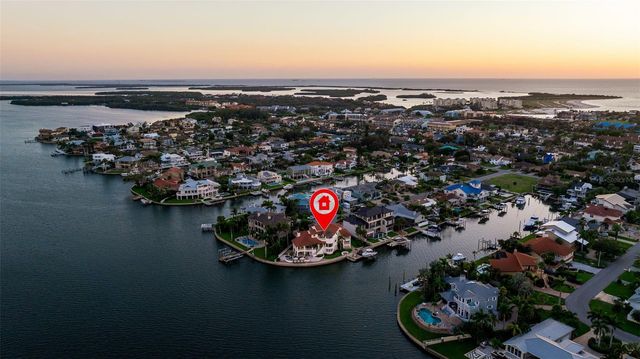 101 9TH STREET E, Tierra Verde, FL 33715