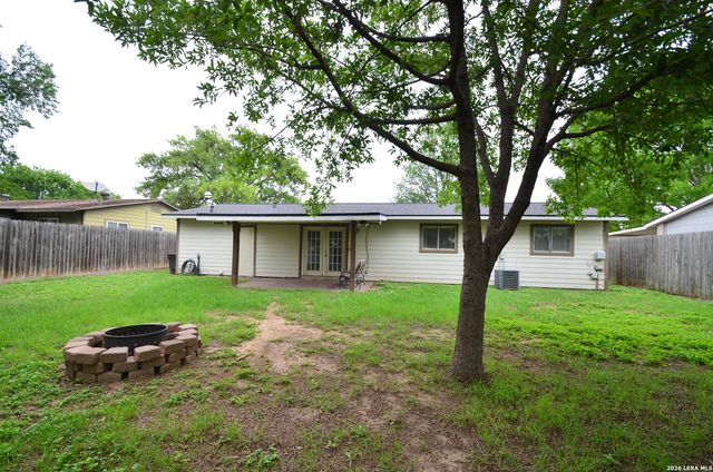 405 Westchester, Schertz, TX 78154