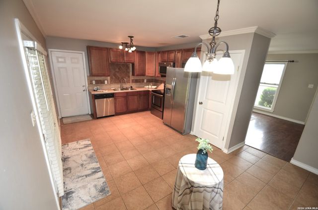 405 Westchester, Schertz, TX 78154